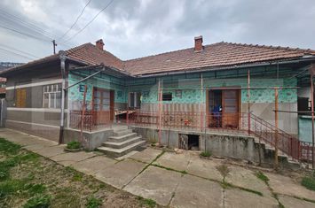 Casă - 4 camere de vanzare CUGIR - Alba anunturi imobiliare Alba