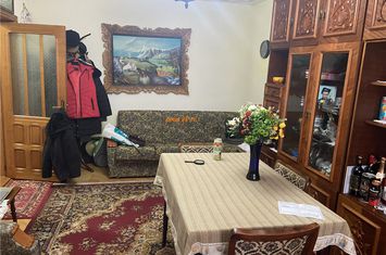 Apartament 3 camere de vanzare BRAILEI - Vrancea anunturi imobiliare Vrancea