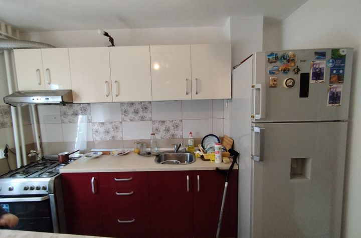Apartament 3 camere de vanzare BUZIASULUI - Timis anunturi imobiliare Timis