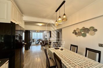 Apartament 3 camere, renovat, vedere panoramica, zona Simion Barnutiu anunturi imobiliare Timis