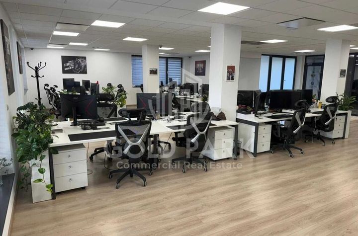Spatiu de Birouri-Cladire MODERNA- Europa -Parcari-Intre 220-800 mp anunturi imobiliare Cluj