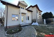 650 €, Casă