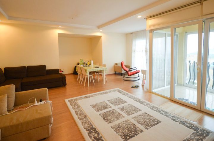 Pipera - Cosmopolis - 3 camere SUT 114 MP - 2 PARCARI anunturi imobiliare Bucuresti