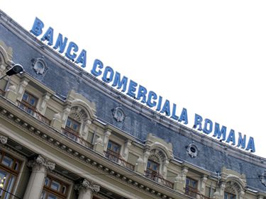 BCR încurajează economisirea pe termen lung şi creditarea în moneda locală