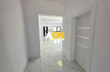 Casa 4 camere, 425 mp teren, panouri solare, cartier Orizont anunturi imobiliare Alba