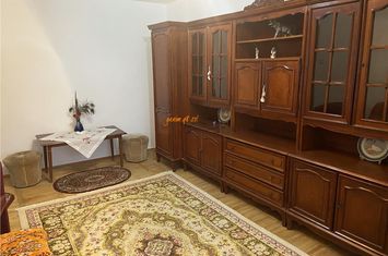 Apartament 3 camere de vanzare CENTRAL - Vrancea anunturi imobiliare Vrancea