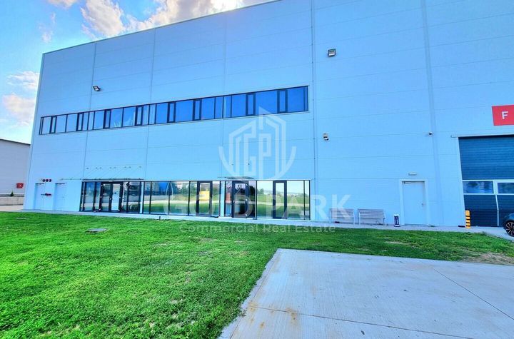 Spatiu Industrial - Zona Autostrazii A3 - 2 Poduri Rulante/Parcari anunturi imobiliare Cluj