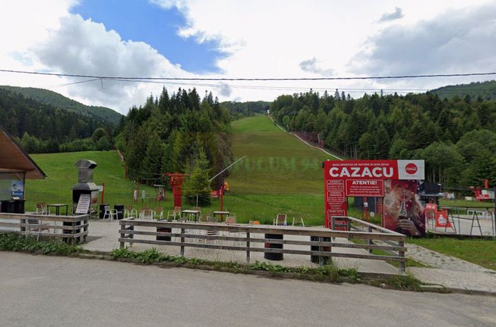 Teren de vanzare la Azuga la Partia Cazacu anunturi imobiliare Prahova