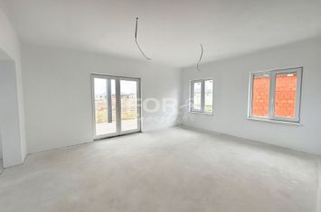 Casa moderna 4 camere, 500mp teren, de vanzare in Santandrei Bihor anunturi imobiliare Bihor
