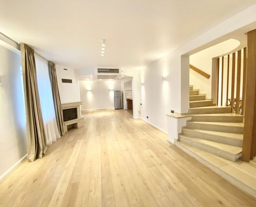 Vilă 6 cam Pipera, 300 mp, P+1+M