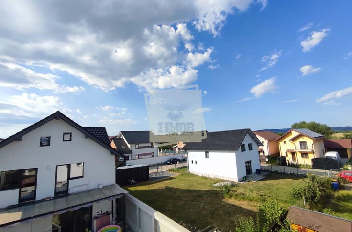 Apartament 3 camere de vanzare CALEA CISNADIEI - Sibiu anunturi imobiliare Sibiu