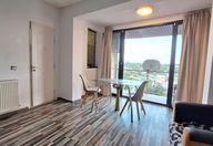 56.000 €, Garsonieră