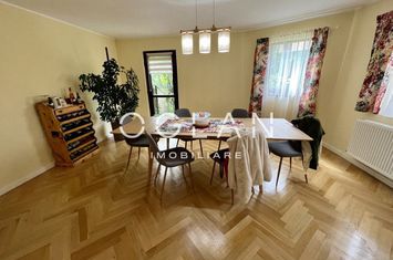 Vilă - 6 camere de vanzare CISNADIE - Sibiu anunturi imobiliare Sibiu