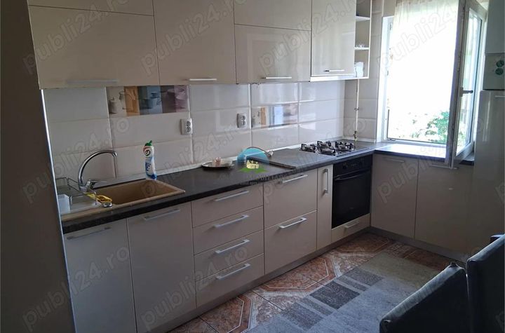 Apartament 3 camere de inchiriat MANASTUR - Cluj anunturi imobiliare Cluj