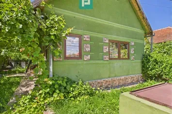 Casă de vacanța cu 2 camere,  zonă idilică în Tauț anunturi imobiliare Arad