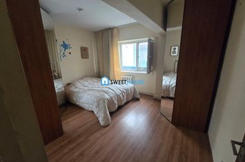 Apartament 3 camere de vanzare CENTRAL - Brasov anunturi imobiliare Brasov