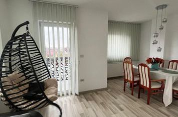 Apartament 3 camere de inchiriat RADAUTI - Suceava anunturi imobiliare Suceava