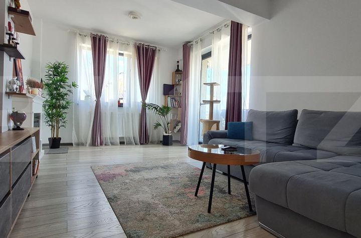 Apartament 3 camere de vanzare TRACTORU - Brasov anunturi imobiliare Brasov