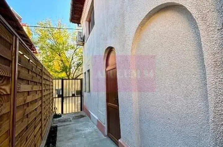 Casa/Vila  P+1 individuala | 3 camere | Domenii anunturi imobiliare Bucuresti