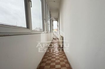 Spatiu de birou,80 mp utili, zona ultracentrala anunturi imobiliare Arad