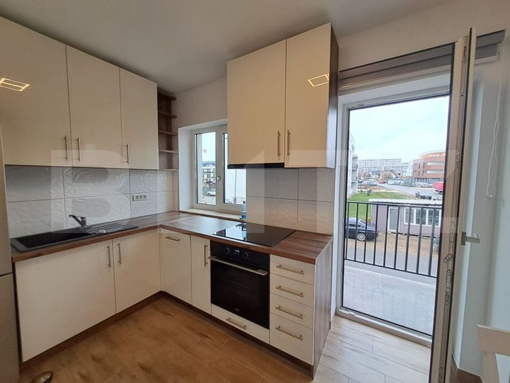 Apartament 2 camere de vanzare TRACTORU - Brasov anunturi imobiliare Brasov