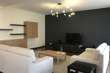 Apartament 4 camere de vanzare STEFAN CEL MARE - Bucuresti anunturi imobiliare Bucuresti