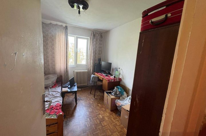 Apartament 3 camere de vanzare CLUJ-NAPOCA - Cluj anunturi imobiliare Cluj