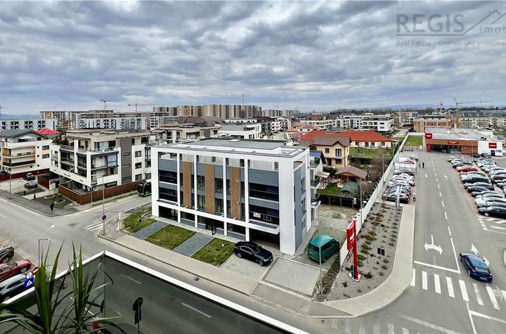Apartament 3 camere de vanzare TRACTORUL - Brasov anunturi imobiliare Brasov