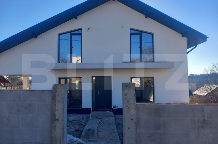 Vilă - 5 camere de vanzare IASI - Iasi anunturi imobiliare Iasi