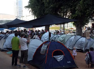 Israelul nu priveşte impasibil majorarea chiriilor, ci iniţiază protestul corturilor