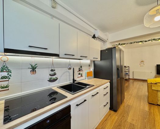 Apartament 3 camere Turnisor, 72 mp