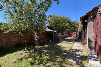 Casă - 4 camere de vanzare BOITA - Sibiu anunturi imobiliare Sibiu