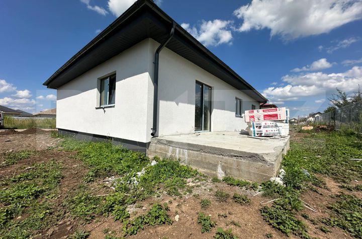 Casă - 4 camere de vanzare TARLUNGENI - Brasov anunturi imobiliare Brasov