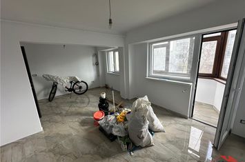 Apartament 4 camere de vanzare CENTRAL - Vrancea anunturi imobiliare Vrancea