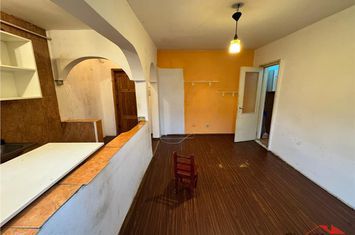 Apartament 2 camere de vanzare SUD - Vrancea anunturi imobiliare Vrancea