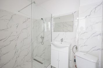 Apartament cu 1 camera - complet renovat - Parneava, Arad - COMISION 0 anunturi imobiliare Arad