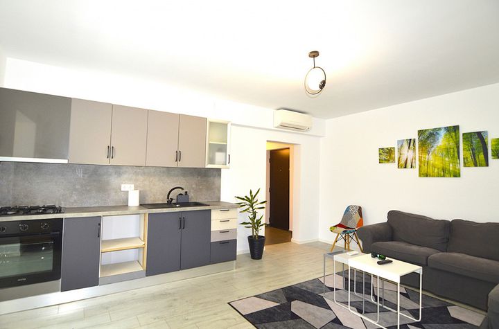 Apartament 3 camere de inchiriat UNIRII - Bucuresti anunturi imobiliare Bucuresti