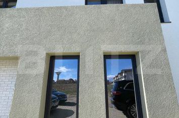 Casă - 3 camere de vanzare SUCEAVA - Suceava anunturi imobiliare Suceava