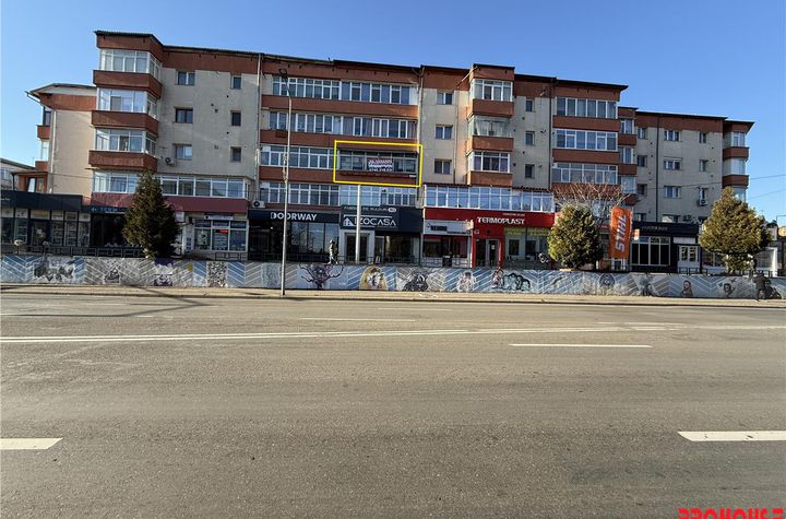 Apartament 3 camere de vanzare CENTRAL - Bacau anunturi imobiliare Bacau