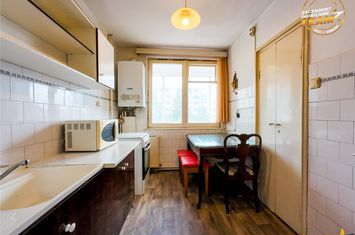 Apartament 3 camere de vanzare CENTRUL CIVIC - Brasov anunturi imobiliare Brasov