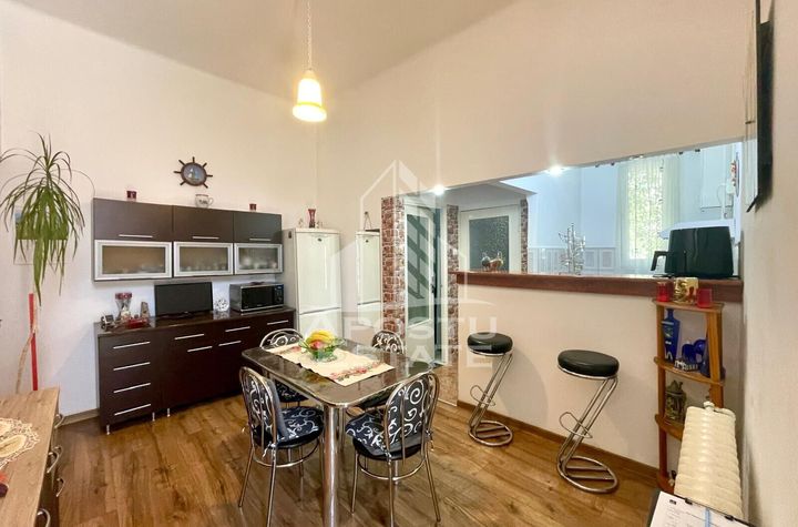 Apartament 3 camere -  Ultracentral anunturi imobiliare Arad