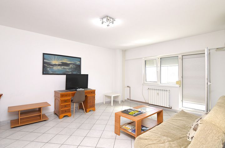 Apartament 2 camere de inchiriat UNIRII - Bucuresti anunturi imobiliare Bucuresti