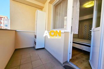 Penthouse ultracentral pe două niveluri, panouri solare, terasă, boxă anunturi imobiliare Alba