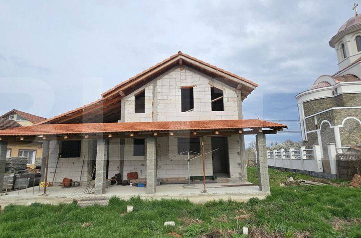 Casă - 5 camere de vanzare DEVA - Hunedoara anunturi imobiliare Hunedoara