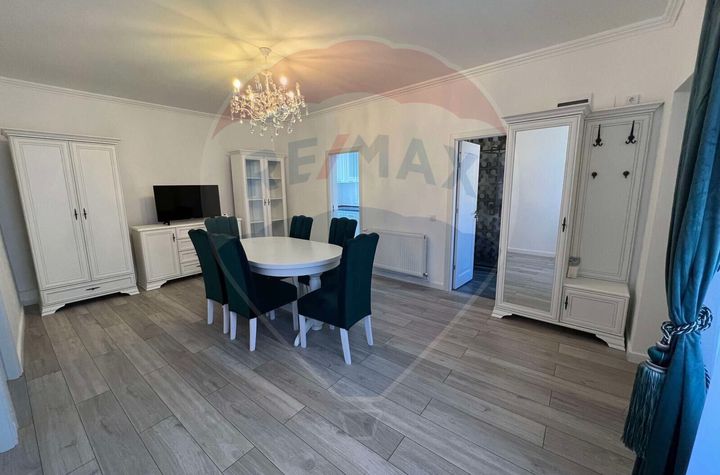 Apartament ultracentral cu 3 camere de închiriat anunturi imobiliare Sibiu