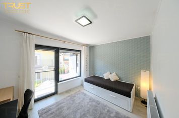 Vilă - 4 camere de vanzare FLORESTI  - Cluj anunturi imobiliare Cluj