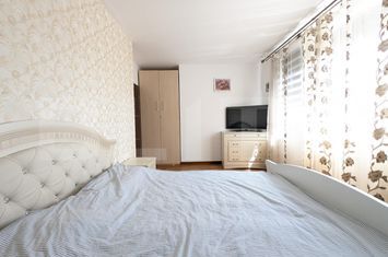 Apartament 3 camere de vanzare CLUJ-NAPOCA - Cluj anunturi imobiliare Cluj