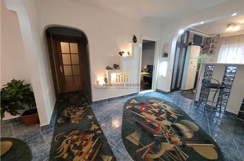 Apartament 4 camere de vanzare CENTRAL - Suceava anunturi imobiliare Suceava