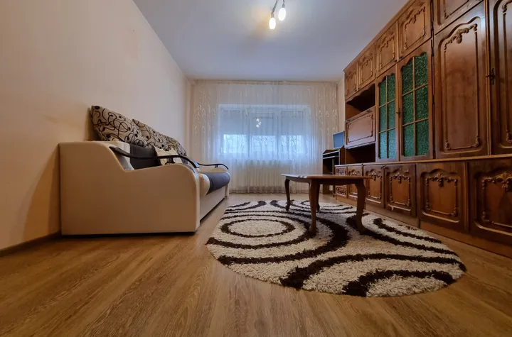 Apartament 2 camere de vanzare BANCA NATIONALA - Bacau anunturi imobiliare Bacau