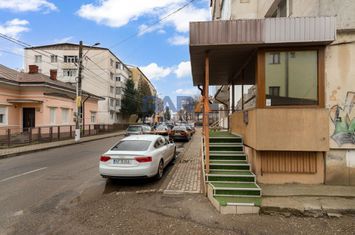 spațiu comercial DE ÎNCHIRIAT anunturi imobiliare Neamt